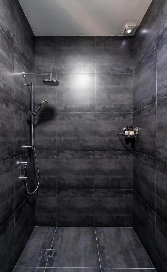 Entire House - Cityscape Retreat: The View Tbilisi Villa